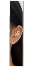 Load image into Gallery viewer, Gold Flower Pearl &amp; CZ Ear Cuff Earring